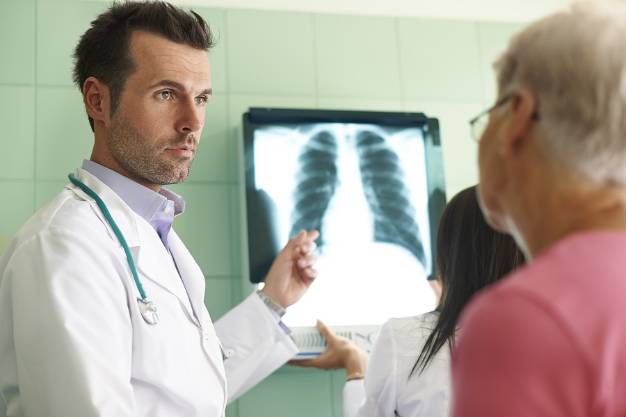 Lung Cancer Thoracic Oncology at Christie NHS: Specialist Consultants and Clinical Pathways